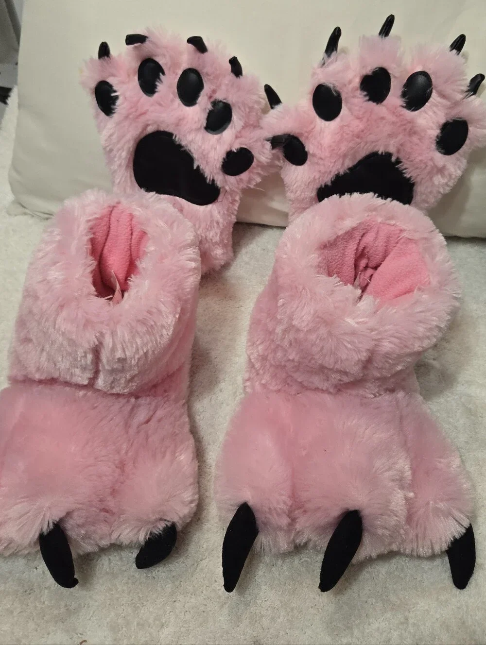 LazyOne Paw Mittens and Slippers Set, for Kids Sz M Sizes 13 To 3